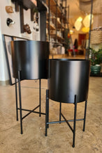 Carica l'immagine nel visualizzatore di Gallery, Fioriera