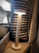 Carica l'immagine nel visualizzatore di Gallery, Lampada da tavolo sabbia