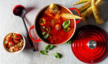 Carica l'immagine nel visualizzatore di Gallery, Cocotte rotonda in ghisa diam.24 Le Creuset