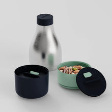 Carica l'immagine nel visualizzatore di Gallery, Borraccia multi-uso