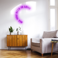 Carica l'immagine nel visualizzatore di Gallery, Neon "All you need is love"