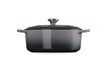 Carica l'immagine nel visualizzatore di Gallery, Cocotte ovale in ghisa diam.27 Le Creuset