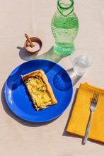 Carica l'immagine nel visualizzatore di Gallery, Fish and fish Caraffa in vetro