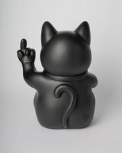 Carica l'immagine nel visualizzatore di Gallery, Maneki Luck scultura in resina