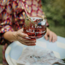 Carica l'immagine nel visualizzatore di Gallery, Set 2 Calici "E' l'ora dell'aperitivo"