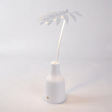Carica l'immagine nel visualizzatore di Gallery, Lampada "Leaf Stellou" Seletti
