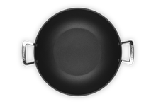 Carica l'immagine nel visualizzatore di Gallery, Wok 2 manici diam.32 Le Creuset
