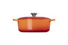 Carica l'immagine nel visualizzatore di Gallery, Cocotte ovale in ghisa diam.27 Le Creuset
