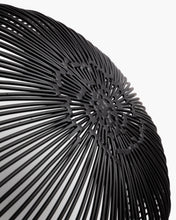 Carica l'immagine nel visualizzatore di Gallery, Centrotavola metallo nero
