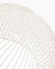 Carica l'immagine nel visualizzatore di Gallery, Centrotavola metallo bianco piccolo
