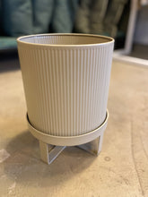Carica l&#39;immagine nel visualizzatore di Gallery, Vaso cashmere
