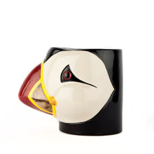 Carica l'immagine nel visualizzatore di Gallery, Puffin vasetto in ceramica dipinto a mano
