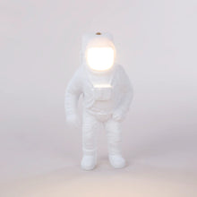 Carica l&#39;immagine nel visualizzatore di Gallery, Lampada Flashing Starman Seletti
