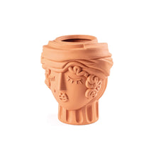 Carica l'immagine nel visualizzatore di Gallery, Vaso Women Magna Graecia Seletti

