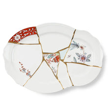 Carica l'immagine nel visualizzatore di Gallery, Kintsugi piatto ovale in porcellana ed oro
