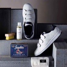 Carica l'immagine nel visualizzatore di Gallery, Sneakers Cleaning Kit - Kit pulizia scarpe
