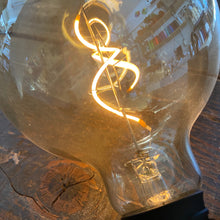 Carica l&#39;immagine nel visualizzatore di Gallery, Lampada Cassiopea
