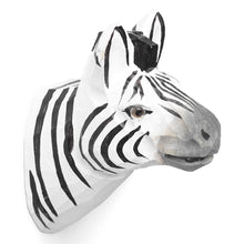 Carica l&#39;immagine nel visualizzatore di Gallery, Appendino intagliato Zebra
