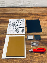 Carica l&#39;immagine nel visualizzatore di Gallery, Kit crafter handmade stamps
