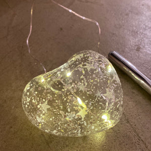 Cuore in vetro illuminato